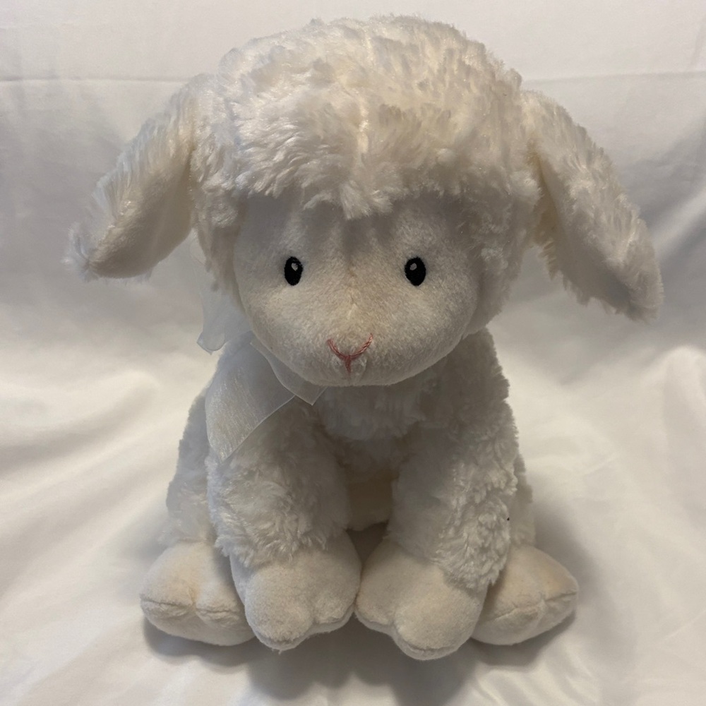 Plays music White Plush Lamb Stuffed Animal